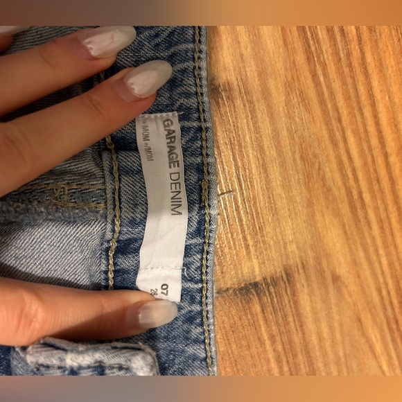 Garage high waisted mom jeans - Picture 3 of 3